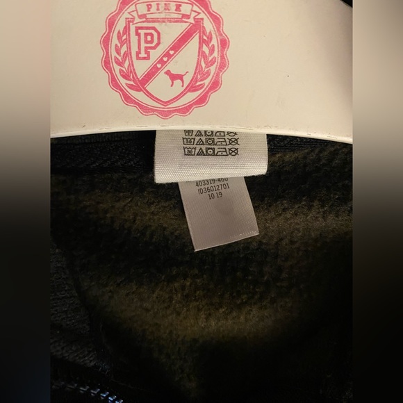 VICTORIA’S SECRET VS PINK 1/4 ZIP CREW SWEATER SWEATSHIRT CAMOUFLAGE CAMO HTF L - Picture 7 of 8